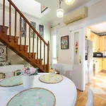Апартаменты Charming Duplex Penthouse In Historic Center Малага