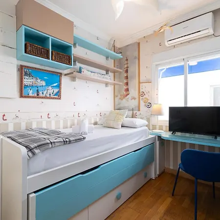 Charming Duplex Penthouse In Historic Center Málaga